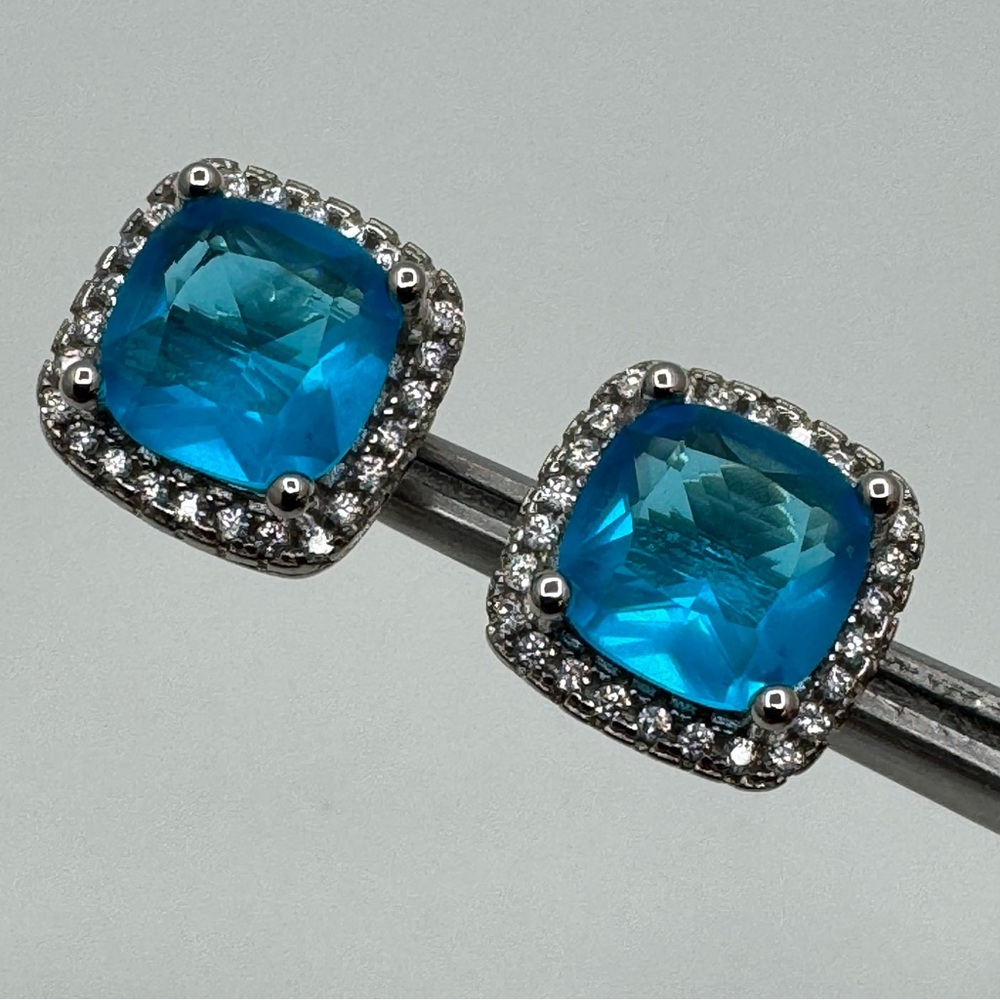 Silver Plated Blue Cubic Zirconia Halo Stud Earrings Cushion Cut New Sparkle